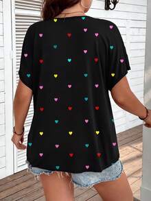 SHEIN LUNE Kaos Plus Size Motif Hati Berwarna-warni dan Ceria dengan Patchwork Renda, Cocok untuk Hari Ibu - MultiWarna - View 2