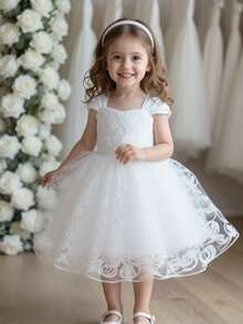 SHEIN Glamorique Kids Baby Girl White Summer Elegant Flower Girl Princess Dress,Large Bow Spaghetti Strap Mesh Dress For Birthday Party,Wedding,Graduation,Baby Shower - White - View 3