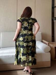 Vibekara Đầm voan chiffon in hoa, cổ chữ V, viền ren, dáng suông. - Màu vàng - Xem 2