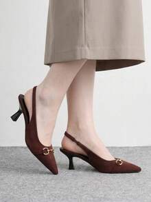 CUCCOO BIZCHIC 女士春夏金属扣尖头高跟绒面革后跟带纯色高跟鞋，适合日常通勤、约会等场合，百搭时尚 - 咖啡棕A - 查看 4
