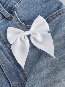 SHEIN MOD Rok Mini Denim Pas Badan dengan Hiasan Pita dan Kantong Miring Ukuran Plus - Biru - View 4