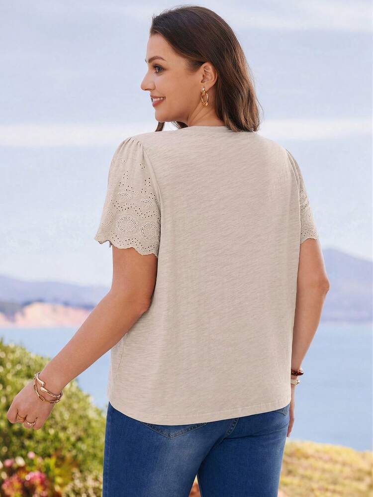 Plus Size Solid Color Hollow-Out Embroidered Summer Casual Crew Neck Short Sleeve T-Shirt