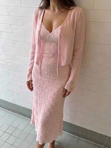 Joudiya Conjunto de 2 piezas para mujer de top corto de gasa rosa con nudo delantero, falda de encaje texturizada y vestido de tirantes finos, para primavera y verano, uso casual en casa/playa/vacaciones/viajes - Rosa - Ver 4