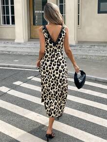 Serisse Women's Leopard Print Lace Patchwork Sexy Deep V-Neck Mid-Length Dress - Apricot - View 2