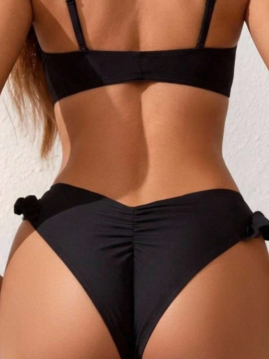 Swim Basics 女款荷葉邊可愛皺褶高腰比基尼泳褲，黑色泳裝，休閒款，適合春夏度假、海灘、派對