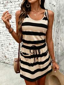 EMERY ROSE Contrast Stripe Print Round Neck Sleeveless Dress With Pockets - Khaki - View 5