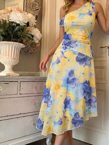 SHEIN MOD Vestido de talla grande para mujer con estampado y hombro asimétrico de largo medio - Amarillo claro - Ver 2