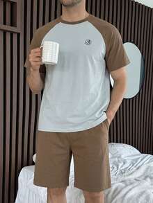DAZY 男士夏季字母图案拼接撞色柔软面料睡衣套装 - 彩色 - 查看 5