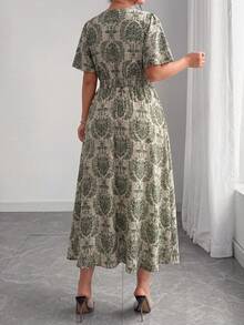 Elenzga 大尺碼女款夏季優雅鼠尾草綠茶會洋裝，法式V領收腰A字版型鈕扣開衩澎澎袖中長洋裝，商務休閒度假風 - 綠色 - 查看 2