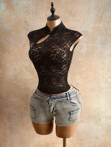 Mistrie Áo sơ mi nữ thường ngày thanh lịch và gợi cảm màu đen ren khoét lỗ xuyên thấu với khóa cài hình ếch, dáng ôm. - màu đen - Xem 4