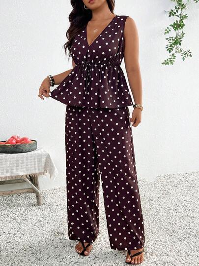 SHEIN Frenchy Bộ đồ 2 món cỡ lớn, kiểu dáng thường ngày, kẻ sọc, dáng chữ A, áo sơ mi và quần ống đứng.