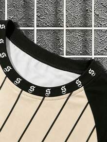 Manfinity Homme Men's Summer Khaki Black Color Block Pinstripe Crown Letter Print Raglan Sleeve Slim Fit T-Shirt Streetwear Vintage Y2K Casual Crew Neck Short Sleeve Tee Holiday Vacation Party Going Out Club Concert Festival Old Money Beach Gym Fitness Training Workout Western Sports Top,Men's Letter Stripe Print Raglan Short Sleeve Casual Streetwear T-Shirt City Break Black Summer - Multicolor - View 6