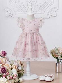 SHEIN Baby Girl Color-Block Pink Bow Decor Chiffon Floral Ruffle Hem Embroidered Mesh Dress Casual Dress,Prom Dress,Summer Clothes,Suitable For Everyday Life, Parties, Birthdays, And Celebrations In Spring And Summer., Princess Dress Elegant Floral Dress Flower Girl Dress Tea Party Dress Girls Floral Bow Dress, Girls Party Dress Girls Vintage Dress Girls Floral Dress - Pink - View 1