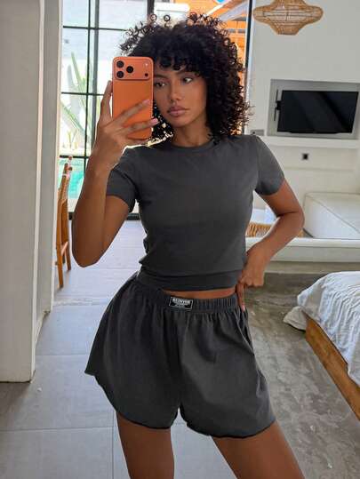 Livesso Conjunto de pijama de camiseta corta de manga corta y pantalones cortos de unicolor casual para mujer, de verano