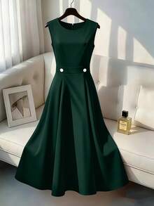 GlowEve CURVE Plus Size Solid Color Round Neck Button Decor Elegant Sleeveless Dress - Dark Green - View 1