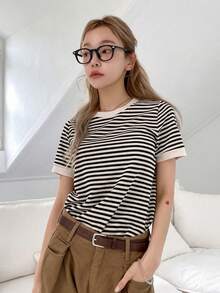DAZY Striped Print Round Neck Tee - Black and White - View 3
