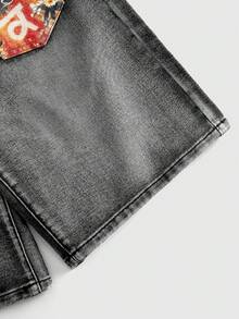 ROMWE MEN Celana Pendek Denim Pria Kasual dengan Motif Huruf dan Bunga - Hitam - View 4