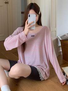 DAZY Bộ đồ ngủ nữ kiểu dáng thường ngày, kẻ sọc, cổ tròn, phối ren tương phản, tay dài và quần short. - Đỏ và trắng - Xem 5