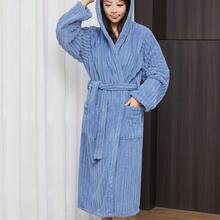 1pc Coral Fleece Hooded Bathrobe Home Clothes Bathrobe Robe Home Robe Home Clothes - Pink - View 1