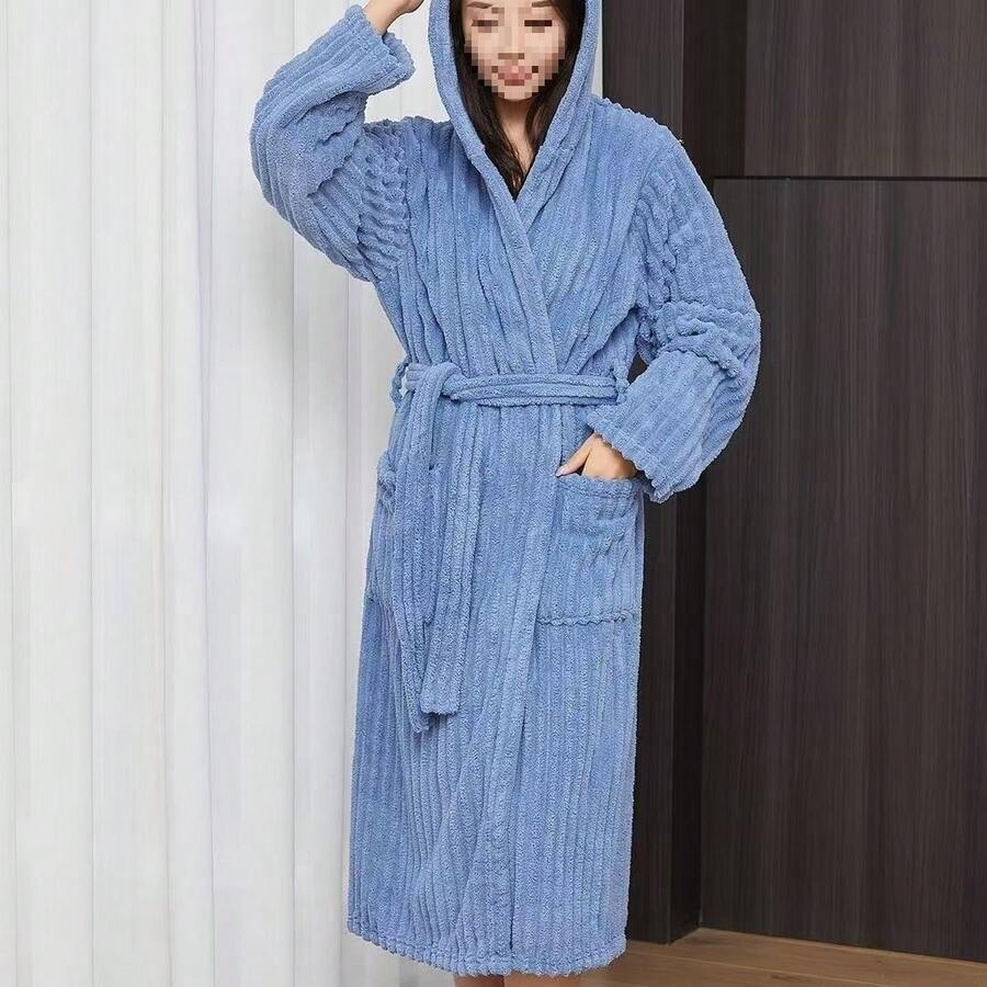 1pc Coral Fleece Hooded Bathrobe Home Clothes Bathrobe Robe Home Robe Home Clothes - Pink - View 1