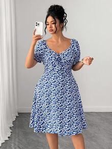 Elenzga Plus Size Women Ditsy Floral Sweetheart Neck Short Sleeve Knee-Length Dress - Multicolor - View 3
