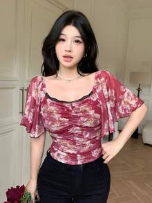 Modelyn 酒红色网纱花卉印花蕾丝荷叶边优雅夏季度假T恤 - 酒紅色 - 查看 7