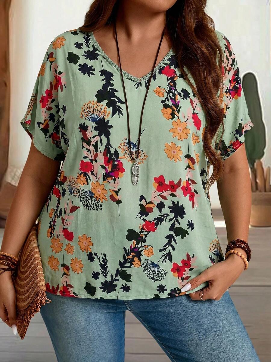 EMERY ROSE Plus Size Women Floral Print V-Neck Short Sleeve Casual Shirt - Green - View 1