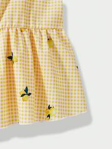SHEIN Casuvi Kids Bộ đồ 2 mảnh Casuvi dành cho bé gái tuổi teen: Áo không tay in họa tiết kẻ caro chanh kỹ thuật số, quần ống loe, eo bó, thích hợp mặc hàng ngày và đi nghỉ mát vào mùa xuân/hè. - Màu vàng - Xem 4