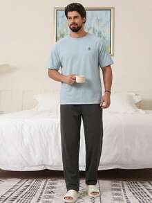 DAZY Men's Letter Print Contrast Color T-Shirt And Loungewear Set, Summer - Multicolor - View 4