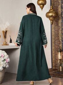 Al Najma Áo choàng dài tay cổ đứng dáng rộng, thêu họa tiết cao cấp, phối ruy băng, cỡ lớn, kiểu dáng truyền thống kín đáo, thời trang Thổ Nhĩ Kỳ mới dành cho nữ, áo choàng dài truyền thống Ả Rập. - Màu xanh lá cây đậm - Xem 2