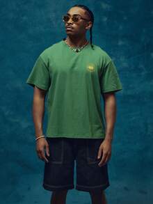 Musero Kaos Lengan Pendek Longgar dengan Bahu Jatuh dan Gambar Grafis Besar di Bagian Belakang, Kerah Bulat, Perlengkapan Musim Semi/Musim Panas untuk Liburan - Dark Green - View 2