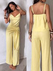 NOVVYNE Set de 2 piezas de top de tirantes con escote profundo y cadena de metal + pantalones anchos de pierna ancha con cintura retorcida, estilo de vacaciones de unicolor para mujer - Amarillo - Ver 3