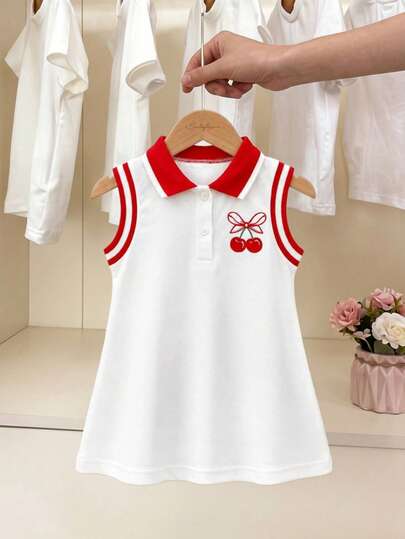 Souflis 1 chiếc đầm dệt kim thoải mái cho bé gái, đầm chữ A cổ polo, cổ áo màu đỏ tương phản, không tay, dây đeo vai với họa tiết sọc đỏ trắng, phong cách thể thao, phù hợp cho các hoạt động ngoài trời, họp mặt gia đình, mùa xuân/hè.