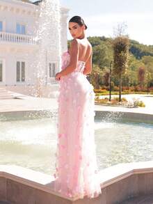Glamrae Đầm dạ hội maxi dáng chữ A thanh lịch, lãng mạn, không dây vai, chất liệu vải hoa 3D, chất liệu vải xuyên thấu, phần đuôi cá, hở lưng, có chi tiết buộc dây. - Nhiều màu - Xem 3