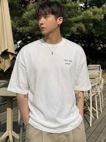 DAZY 男士夏季字母印花白色T恤度假圖案短袖上衣 - 白色 - 查看 2