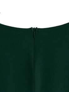 GlowEve CURVE Plus Size Solid Color Round Neck Button Decor Elegant Sleeveless Dress - Dark Green - View 4