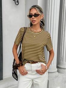 SHEIN Frenchy Áo thun nữ thời trang kẻ sọc phối màu tương phản cổ tròn tay ngắn đa năng - màu nâu - Xem 4