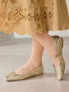 MOTF PREMIUM 舒适简约百搭女士方头玛丽珍平底鞋，适合万圣节和圣诞节穿着 - 淺金色 - 查看 6