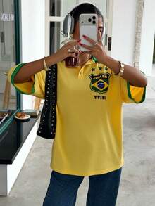Muchica Áo thun nữ màu vàng dệt kim in họa tiết Brazil, cổ cánh dơi, dáng rộng. - Màu vàng - Xem 3