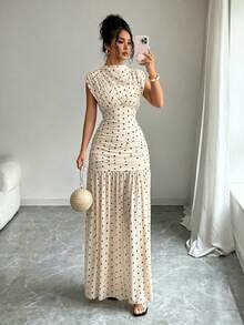 maxi elegante con estampado de lunares, cuello alto, sin mangas,, con recortes de malla, parches y pliegues en A-line, adecuado para de graduación, vacaciones, c - Rojo - Ver 7