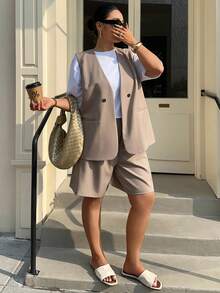 Dazy Plus Plus Size Women's Solid Color Business Casual Sleeveless Open Front Cardigan + Straight Leg Shorts 2 Piece Set, Spring/Summer - Khaki - View 4