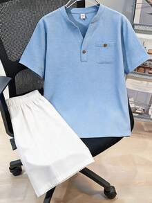 SHEIN 儿童两件套青少年男童休闲V领短袖衬衫短裤套装，舒适时尚，百搭柔软面料，适合日常穿着、上学、郊游、音乐节、假期、派对、夏季海滩度假等场合。男童蓝色短裤套装，男童亚麻套装，男童天蓝色和白色套装，男童夏季学院风套装。 - 彩色 - 查看 8