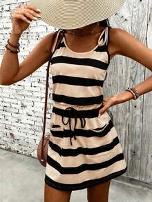 EMERY ROSE Contrast Stripe Print Round Neck Sleeveless Dress With Pockets - Khaki - View 4