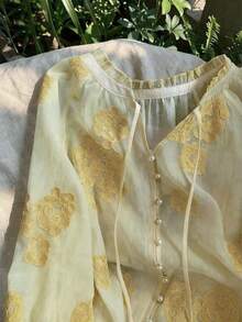 MYSTAURA Áo kiểu nữ tay raglan thêu hoa dáng rộng - Màu vàng - Xem 3