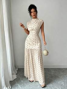 maxi elegante con estampado de lunares, cuello alto, sin mangas,, con recortes de malla, parches y pliegues en A-line, adecuado para de graduación, vacaciones, c - Rojo - Ver 11