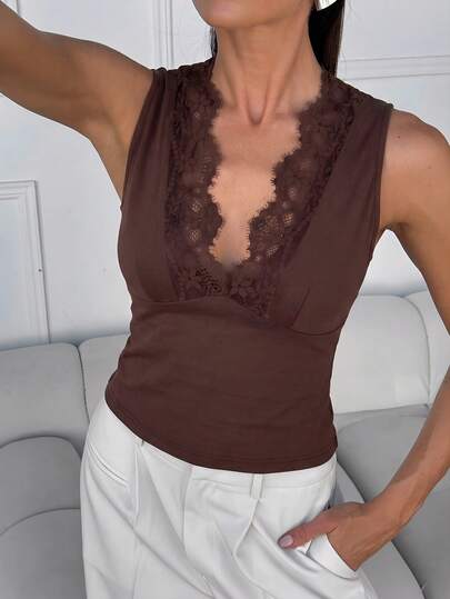 Lavishia Lace Trim V-Neck Fitted Sleeveless Tank Top