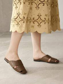 MOTF PREMIUM Sandalias planas casuales y sencillas de cuero marrón con punta redonda para mujer - Marrón Mocha - Ver 8