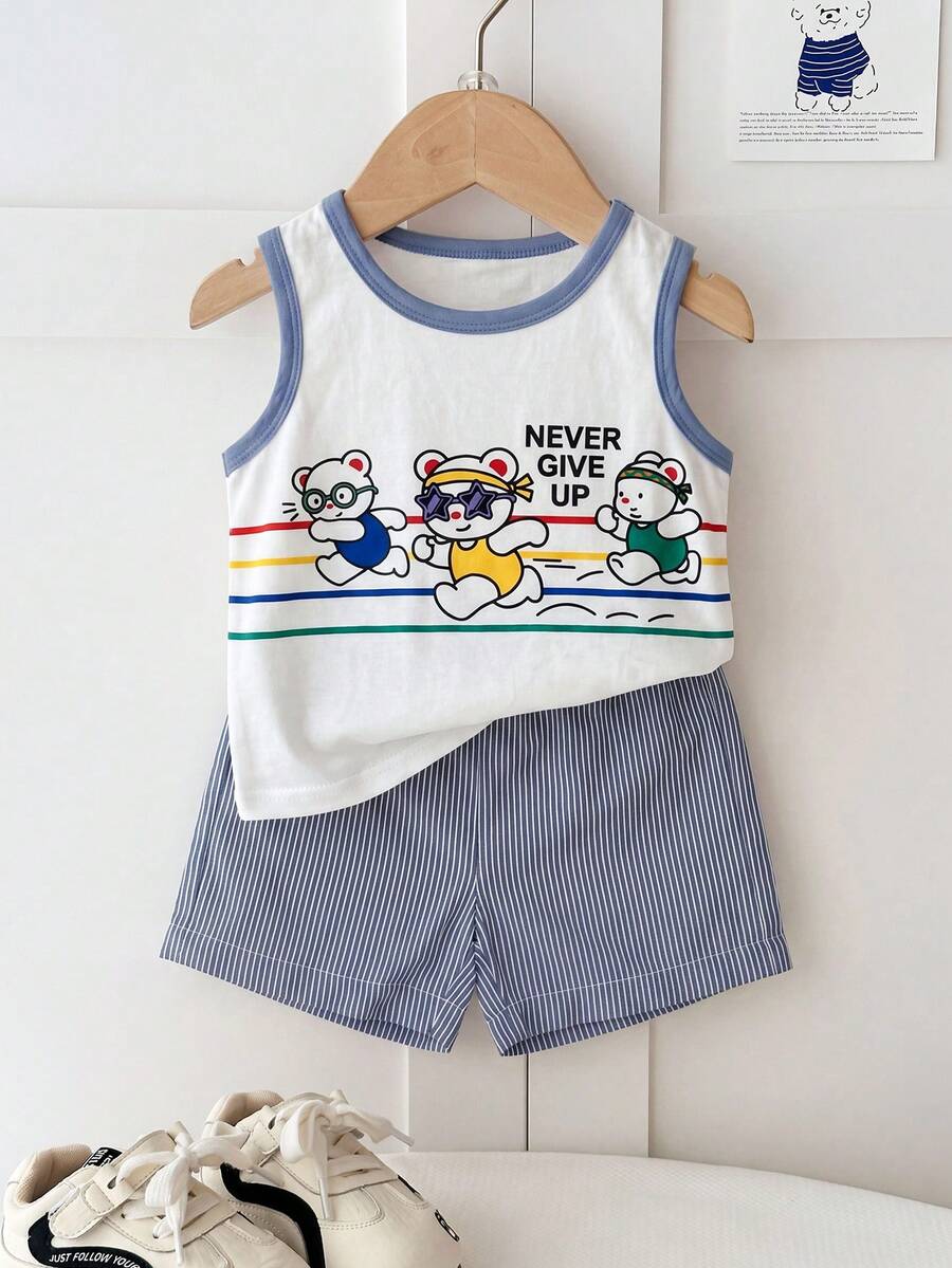 SHEIN Playful Pals Bộ đồ cho bé trai gồm áo ba lỗ cổ tròn và quần short kẻ sọc rộng rãi, thoải mái, in hình gấu hoạt hình đang chạy, thích hợp cho các hoạt động vui chơi ngoài trời. - Màu xanh lam - Xem 1