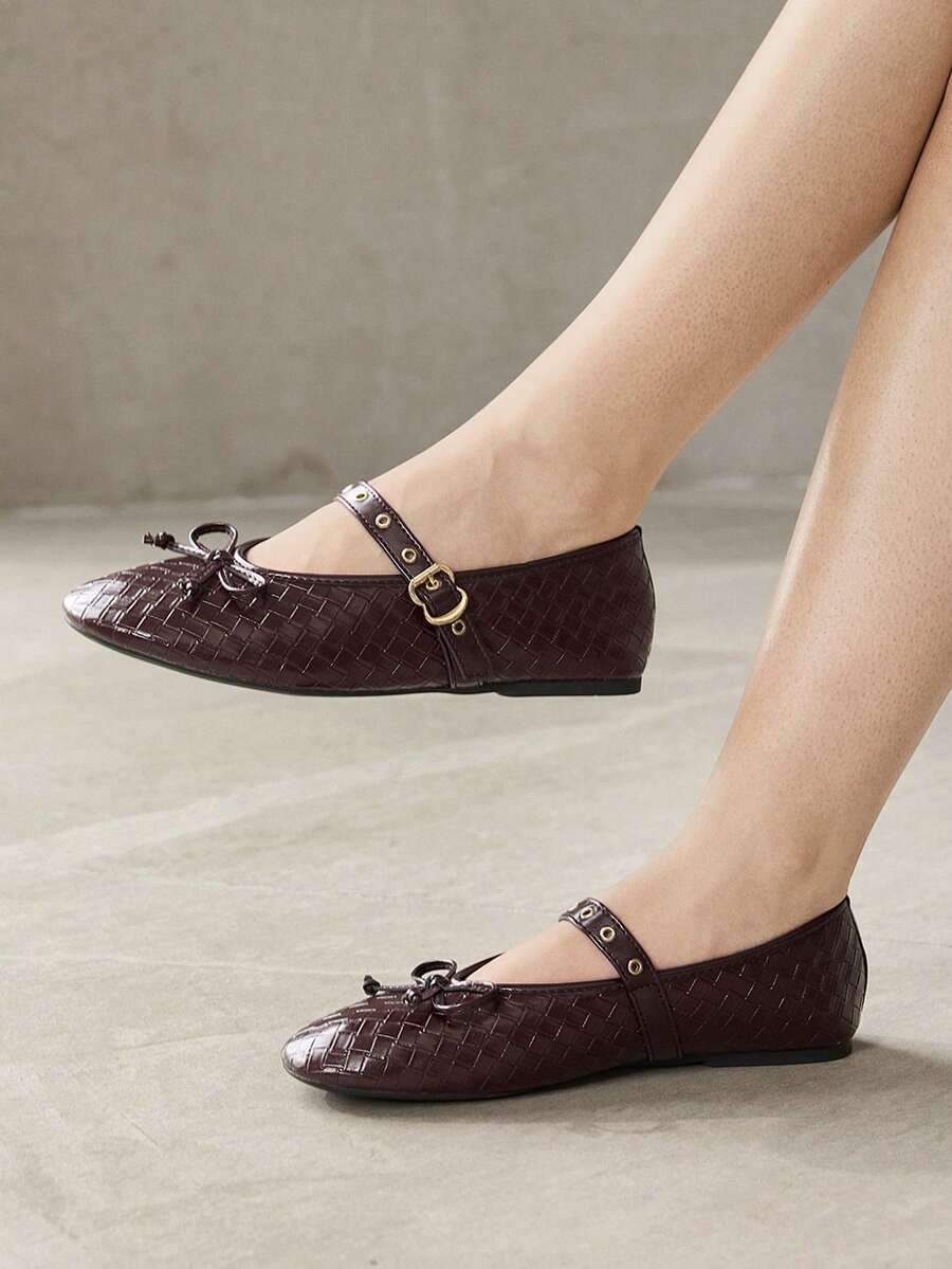 MOTF WOMEN'S BUCKLE RIVET INLAID BOW SIMPLE AND GENEROUS FLAT BOTTOM SUITABLE FOR DAILY COMMUTING LEISURE ROUND TOE SHOES - Crimson - View 2