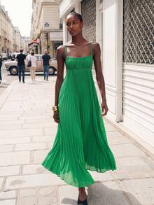 Maija Roupa de Verão/Primavera Início de Outono Dia da Independência Julho, Roupa de Primavera/Verão Verde para Mulheres, Roupa de Férias de Verão para Mulheres, Roupa de Praia Boêmia Sólida Moderna para Mulheres, Vestido Feminino Minimalista com Alças Finas e Plissado Sem Mangas - Verde - Visão 7